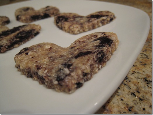 Raw Chocolate Chip Cookies - Innergy Corporate Yoga Inc.